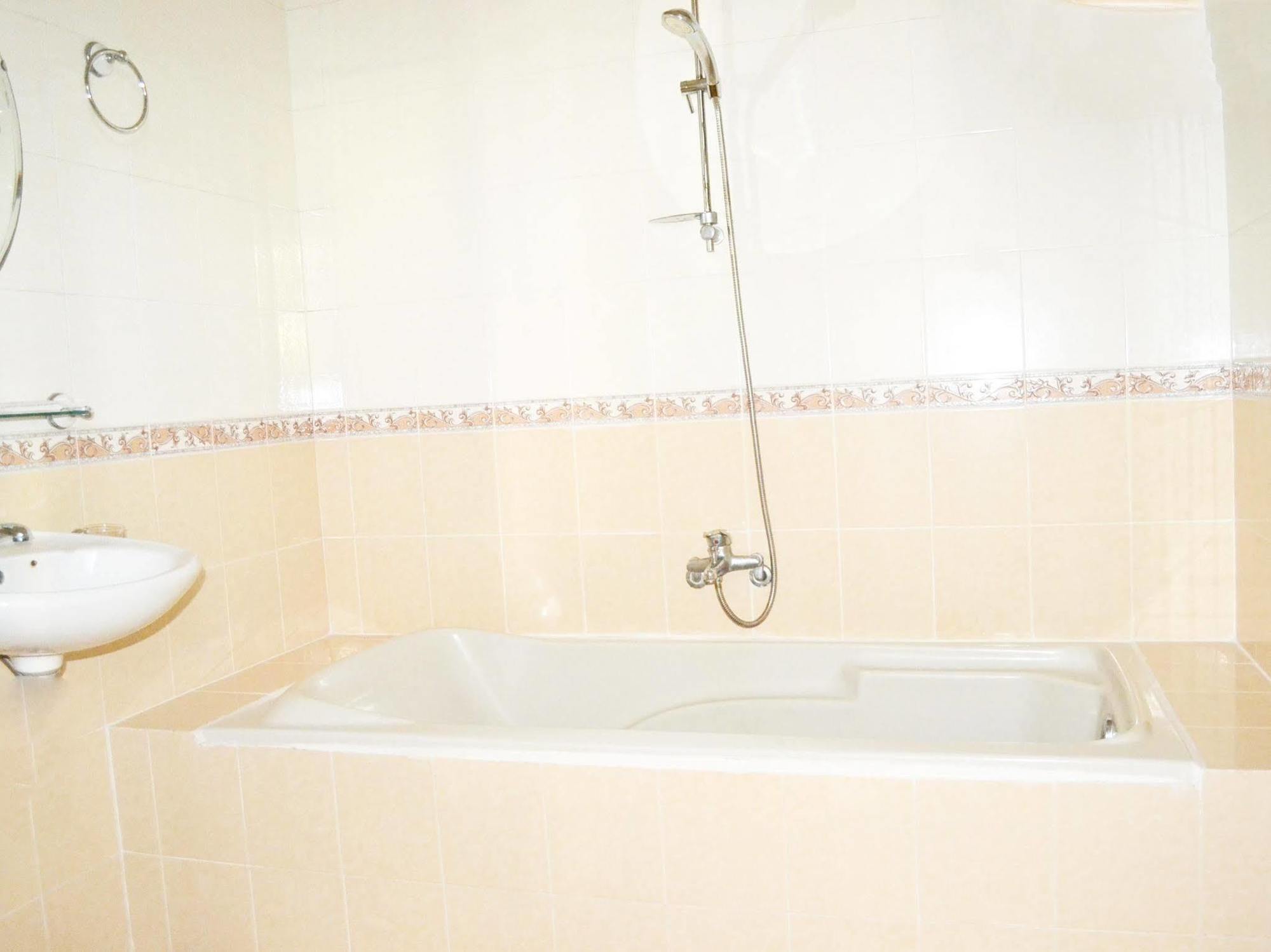 White Lion 2 Hotel Nha Trang Dış mekan fotoğraf